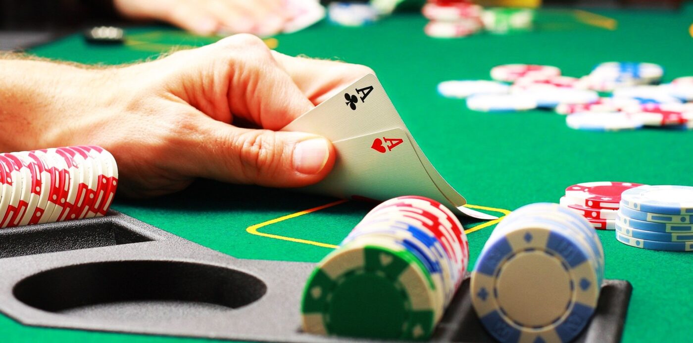 Những thông tin bạn cần biết về Poker tại nha cai UK88 Những thông tin bạn cần biết về Poker tại nha cai UK88