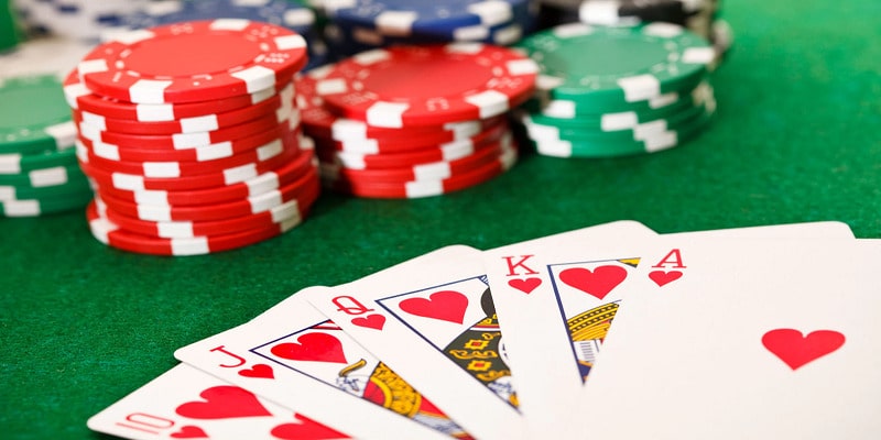 Luật chơi tại vòng Pre-Flop Luật chơi tại vòng Pre-Flop
